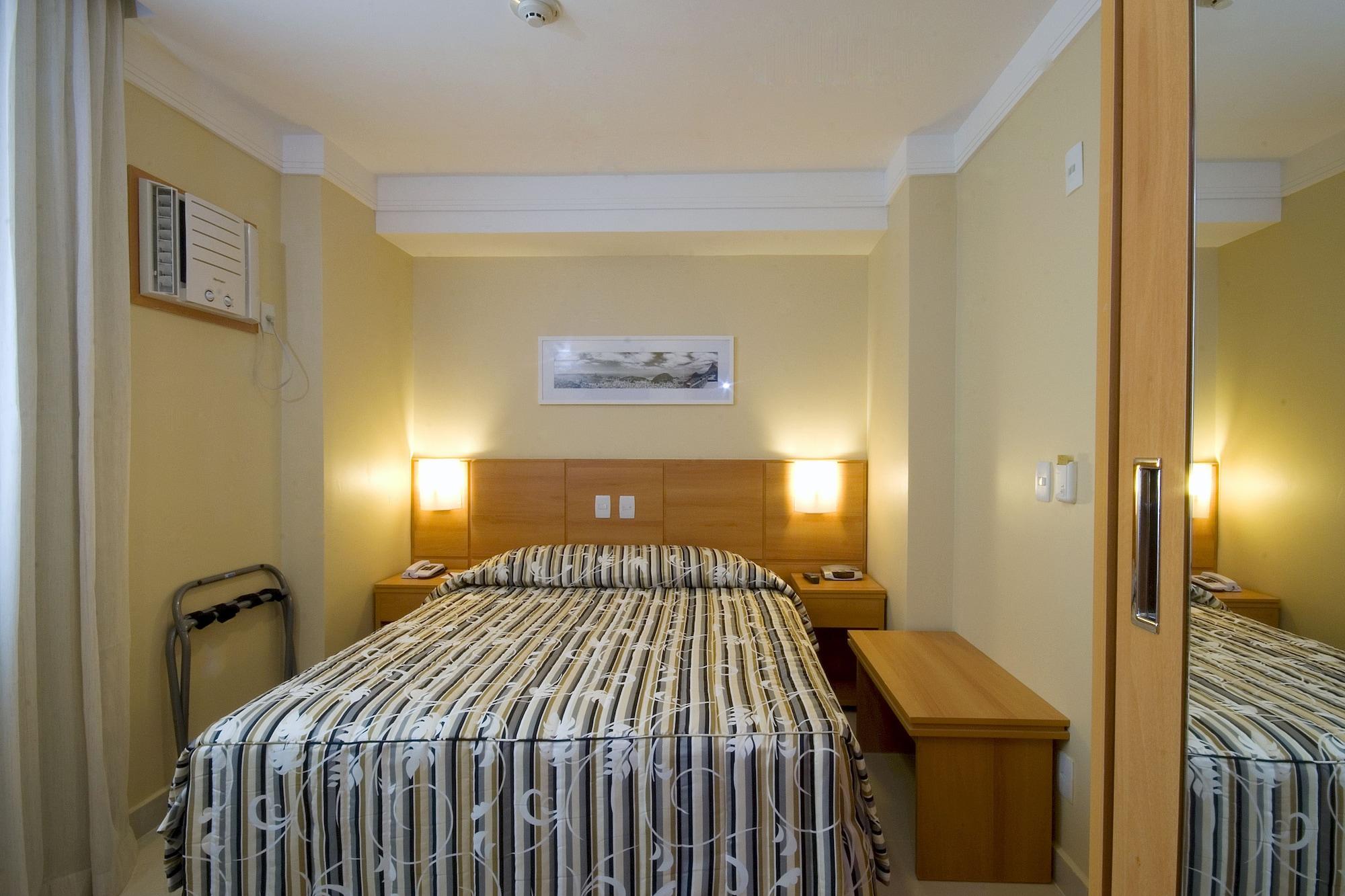 Atlântico Business Centro 4*